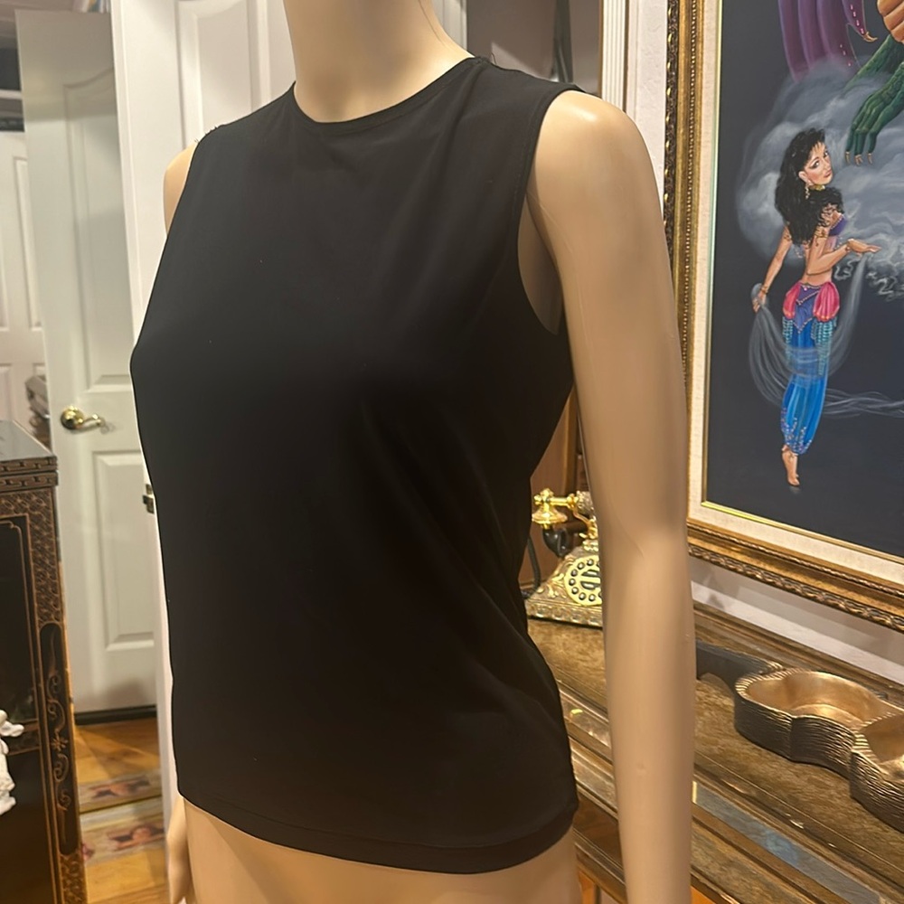 Susan Lawrence M black ladies tank top stretch